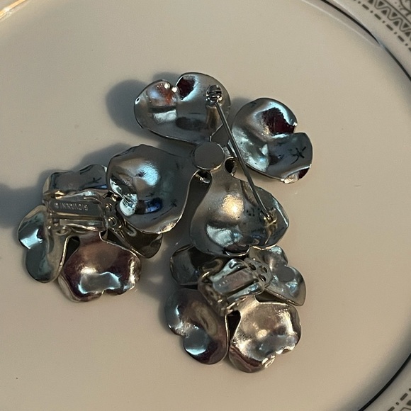 Vintage Dogwood Flower Pin and Clip on Earrings Set - Picture 2 of 2